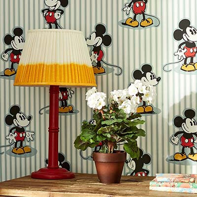 Collection de papiers peints Disney Home x Sanderson Wallpapers