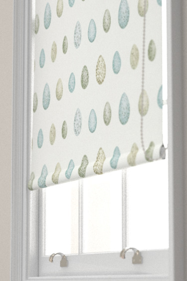 Nest Egg Blind - Eggshell and Ivory - by Sanderson. Click for more details and a description.
