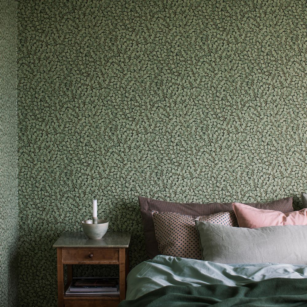 Hazel Wallpaper - Dark Green - by Boråstapeter