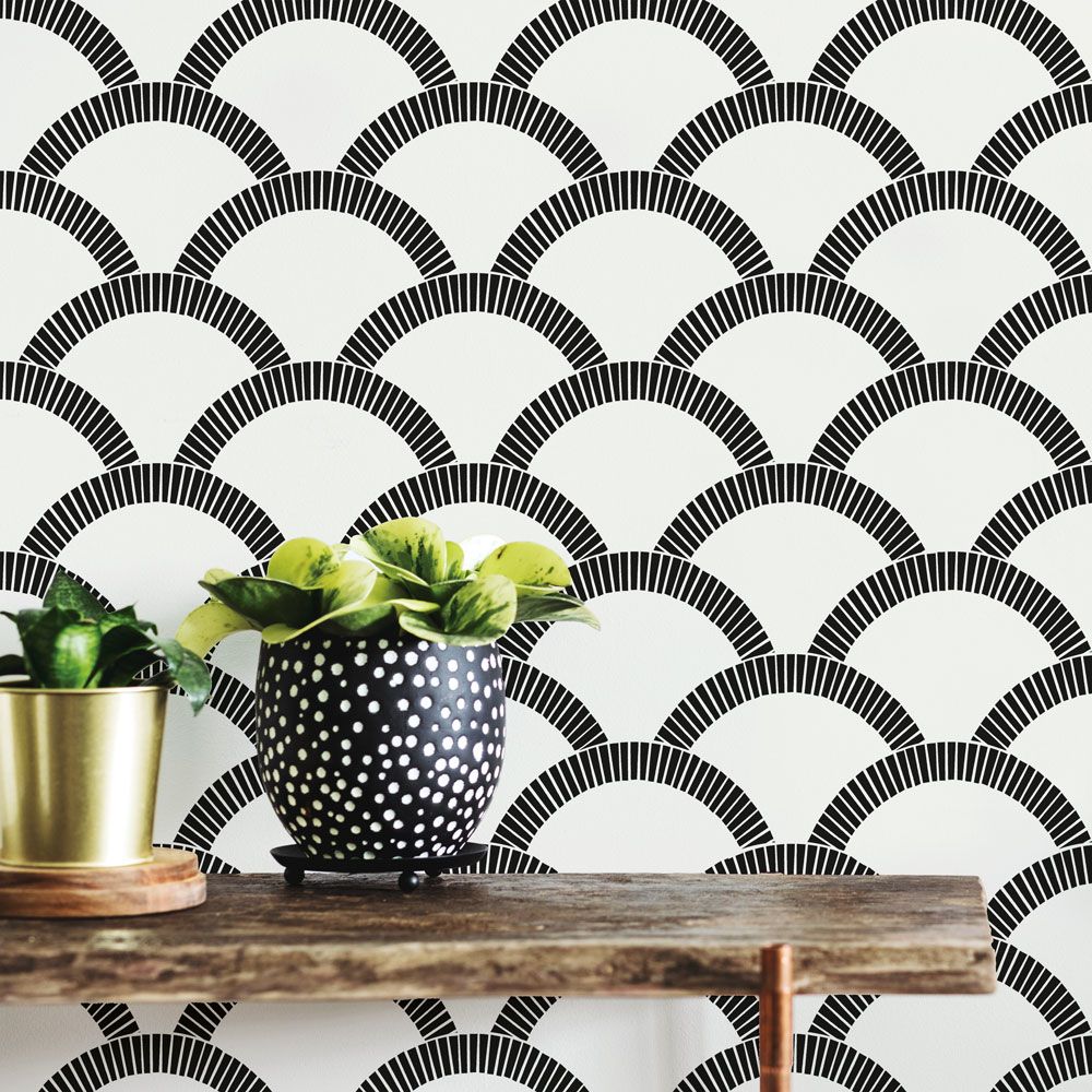 Mosaic Scallop Wallpaper - Black / Cream - by Tempaper