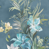 Papier peint Lilliana - Bleu paon - 1838 Wallcoverings. Cliquez pour en savoir plus et lire la description.