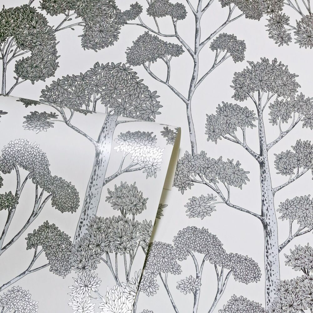 Delamere Wallpaper - White/Silver - by Arthouse