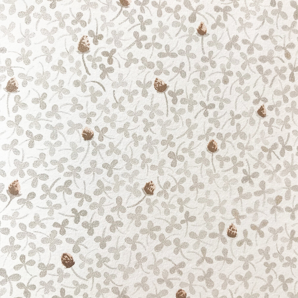 Clover Wallpaper - Taupe - by Galerie