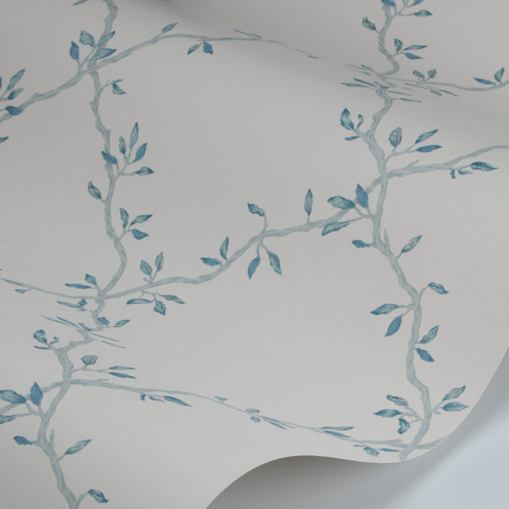 Leaf Trellis Wallpaper - Old Blue - by Colefax and Fowler