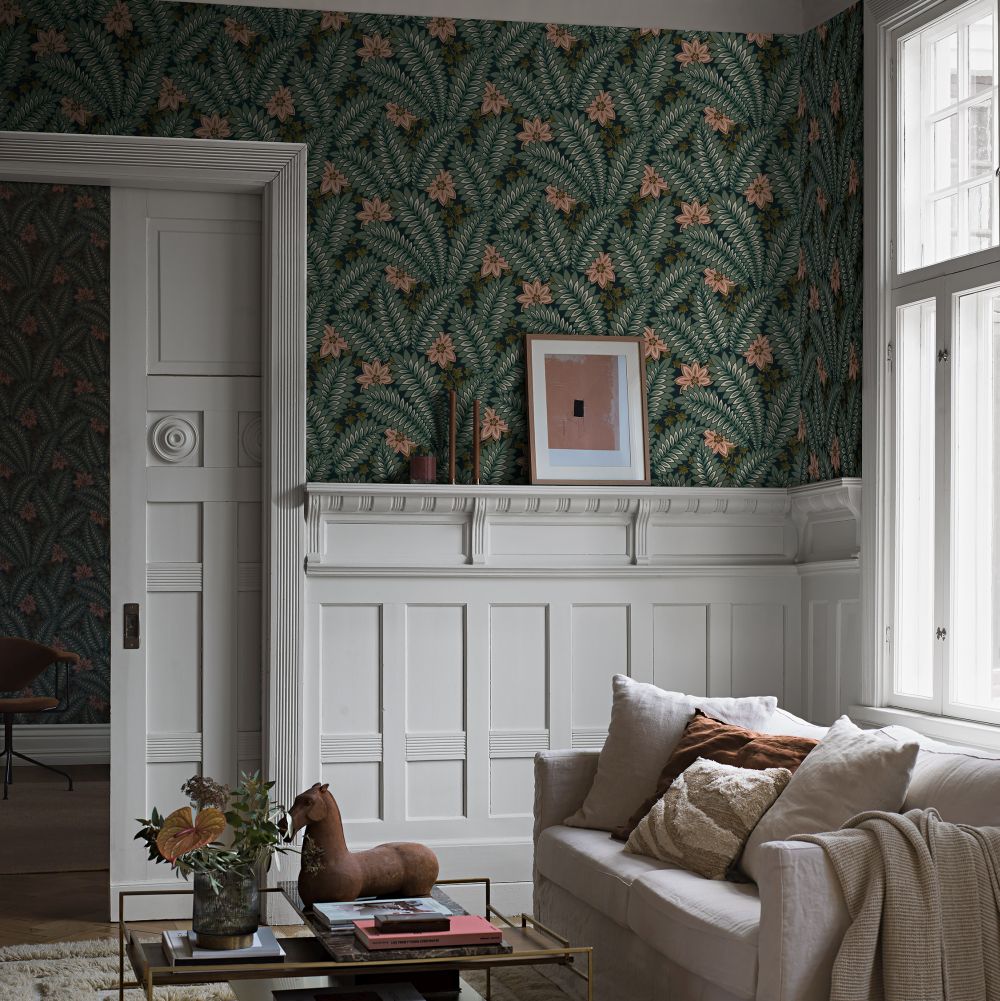  Hidden Ivy Wallpaper - Green - by Boråstapeter