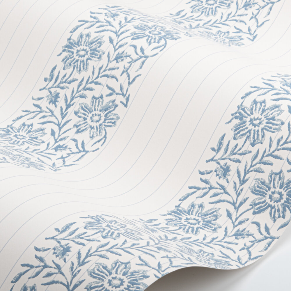 Alys Wallpaper - Navy - by Colefax and Fowler