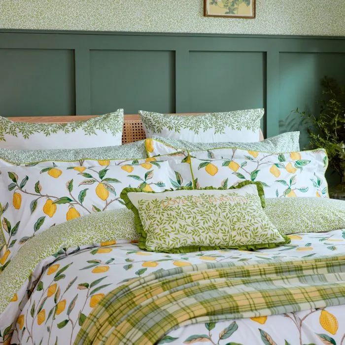 Lemon Tree Oxford Pillowcase  - Leaf Green - by Morris