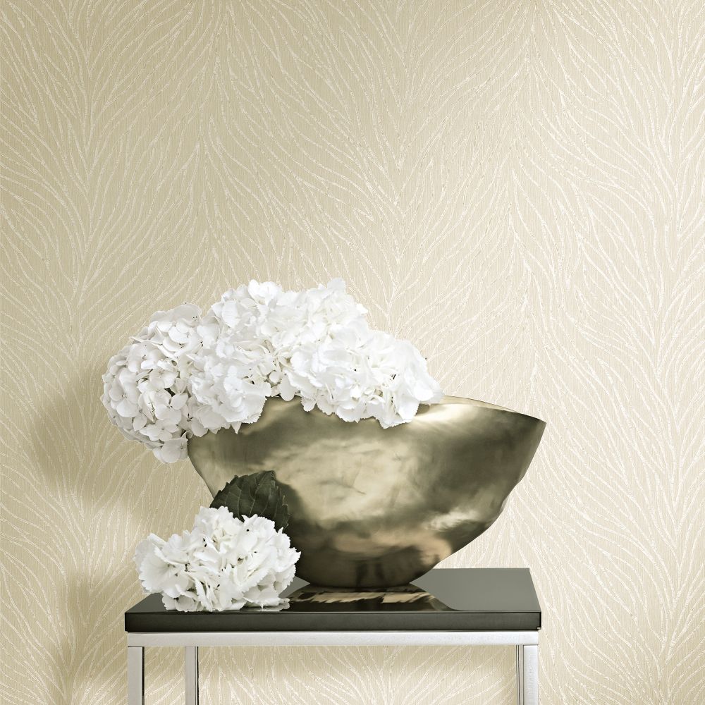 Trailing Lines Wallpaper - Beige - by Galerie