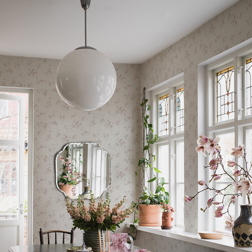 Vintage Rose Wallpaper - White - by Boråstapeter