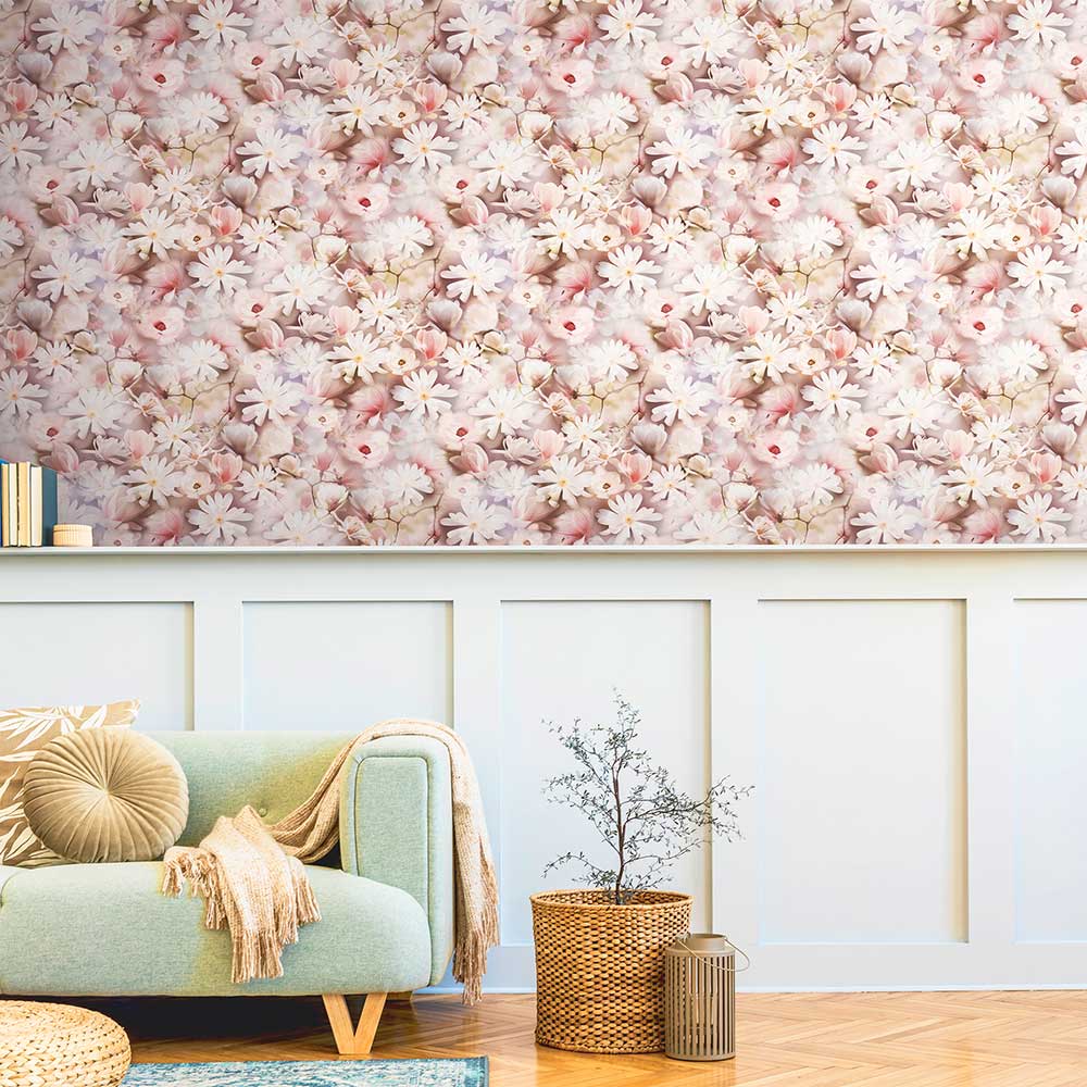Romantic Daisy Motif Wallpaper - Pink - by Galerie