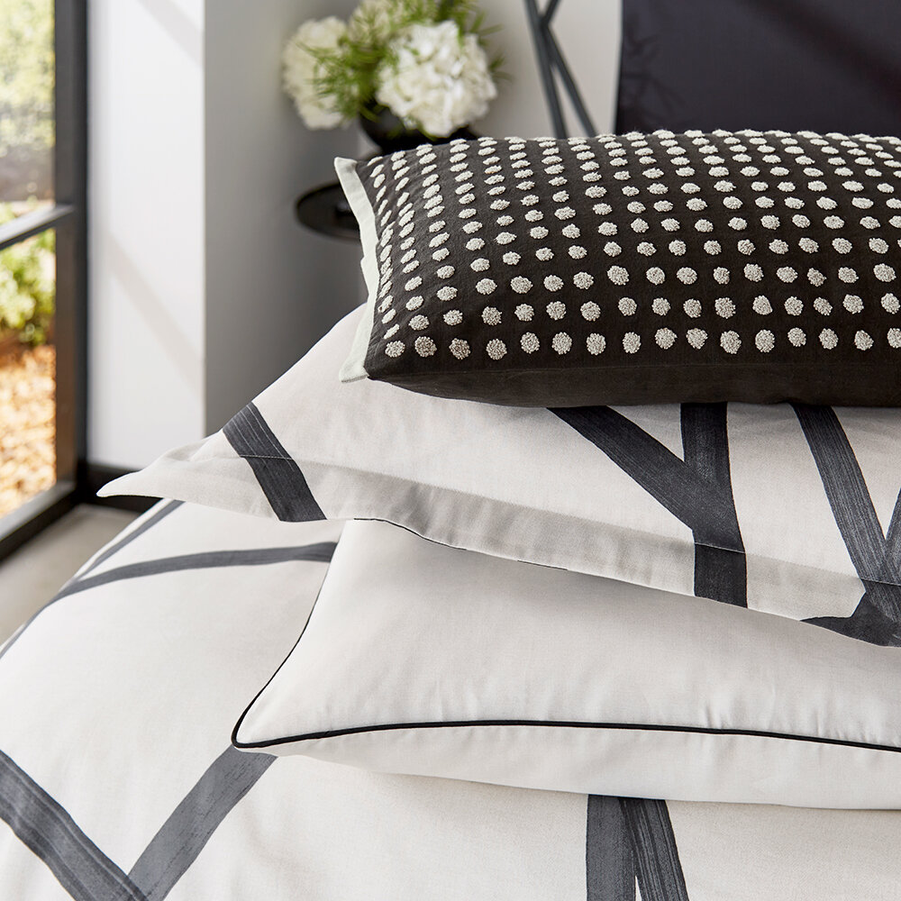 Sumi Oxford Pillowcase - Pearl & Charcoal - by Harlequin