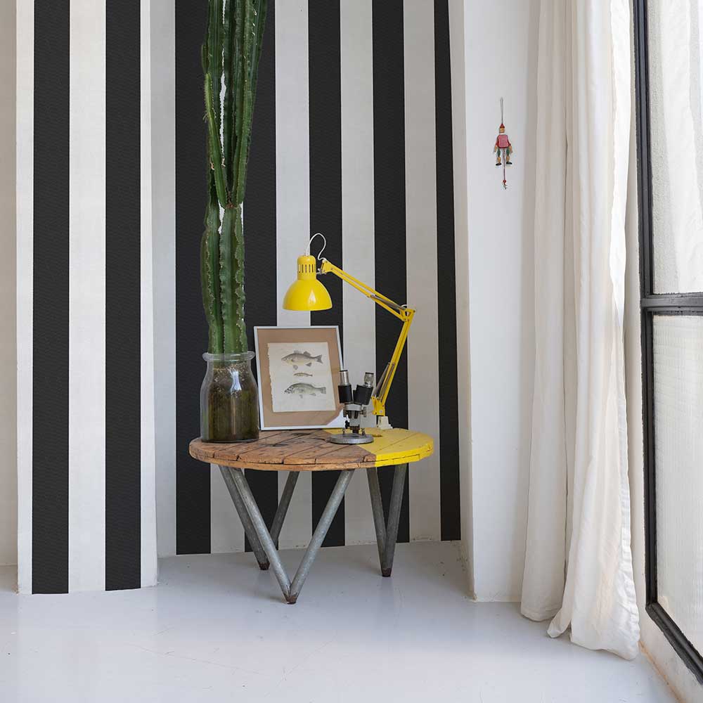 Stripe 8 Wallpaper - Tinta - by Coordonne