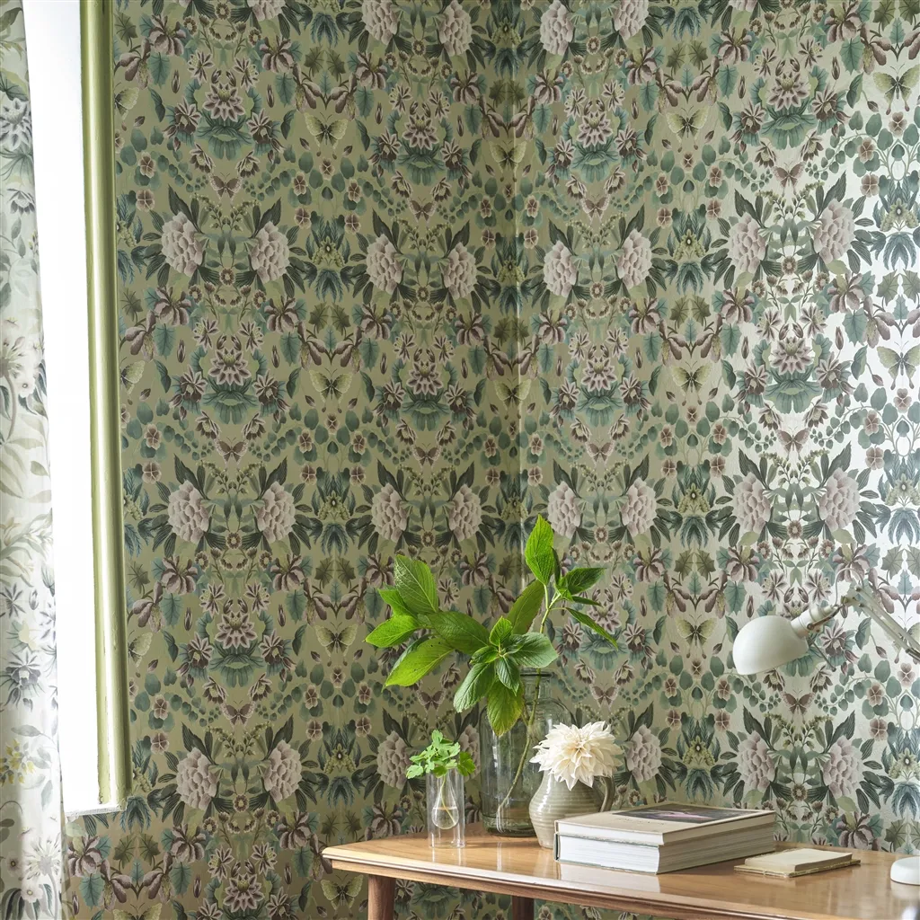 Ikebana Damask Wallpaper - Gilver - by Designers Guild