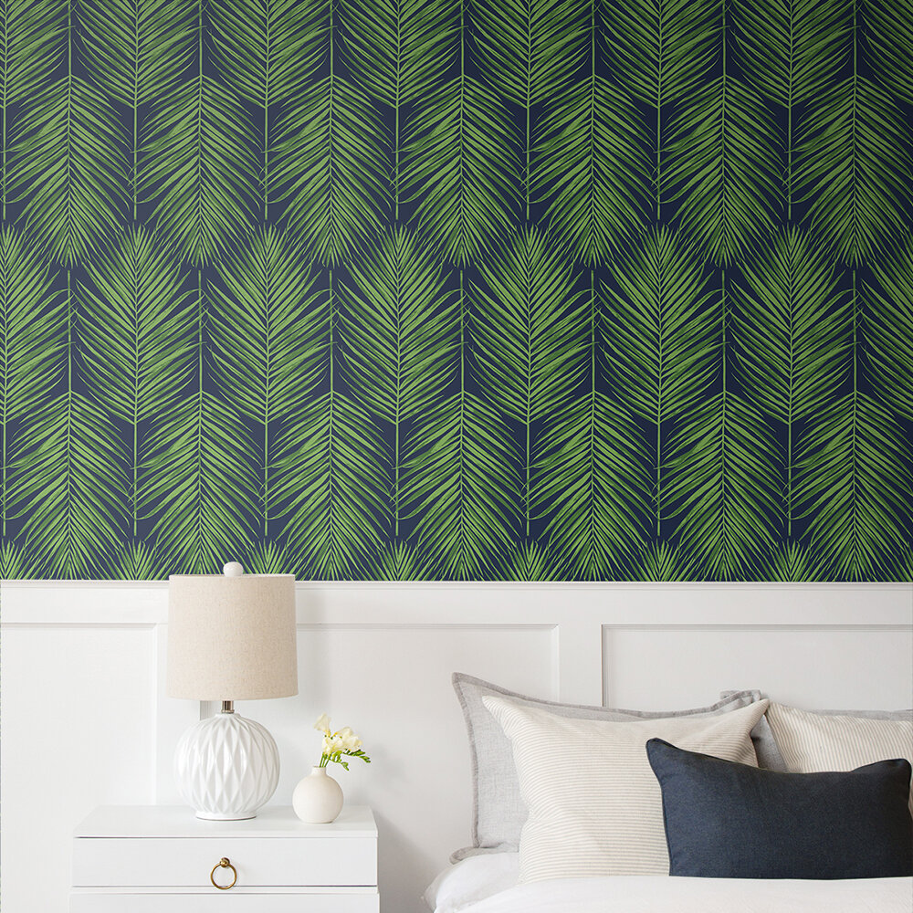 Marina Palm by Etten - Navy - Wallpaper : Wallpaper Direct