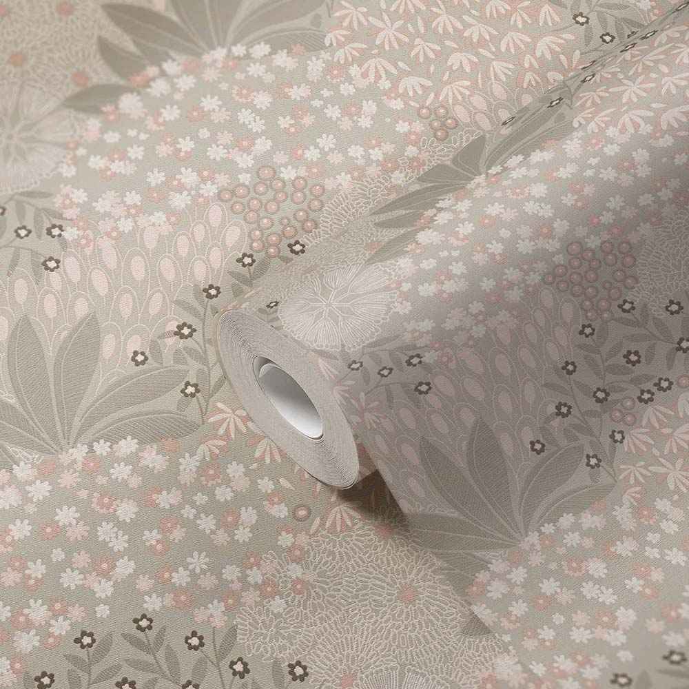 Vivid Bloom Cream Image Collection Vivid Bloom Cream Image Collection
