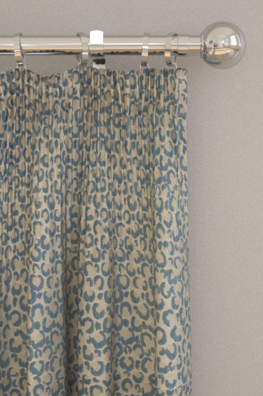 Pencil pleats