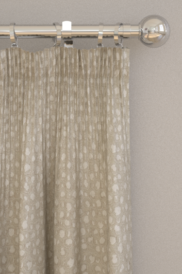 Pencil pleats