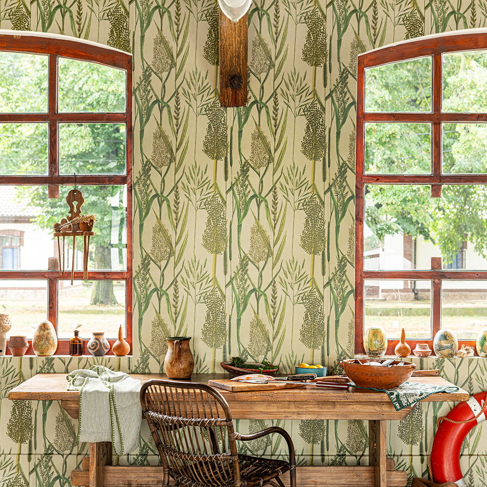 Riverside Flora by Mind the Gap - Taupe - Wallpaper : Wallpaper Direct