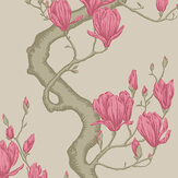 Papel pintado Magnolia Tree - Topo metálico y magenta - de Cole & Son. Haz clic para obtener más detalles y una descripción.