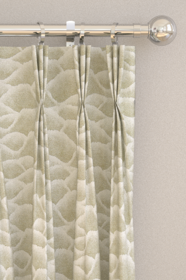 Cortinas Zuni - Pradera - de Harlequin. Haz clic para obtener más detalles y una descripción.