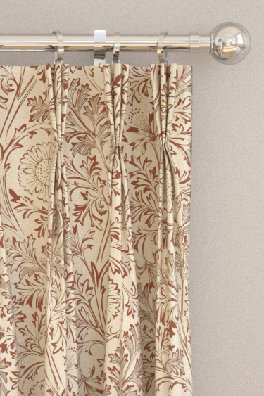 Cortinas Chamomile - Rojizo - de Morris. Haz clic para obtener más detalles y una descripción.