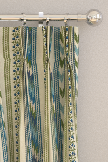 Rideaux Bloomsbury Stripe - Guède / thym - Morris. Cliquez pour en savoir plus et lire la description.