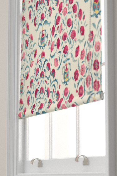 Store Ottoman Flowers - Cerise / indigo - Sanderson. Cliquez pour en savoir plus et lire la description.