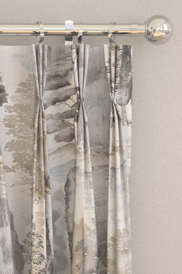 Cortinas Waterperry - Carbón - de Sanderson. Haz clic para obtener más detalles y una descripción.